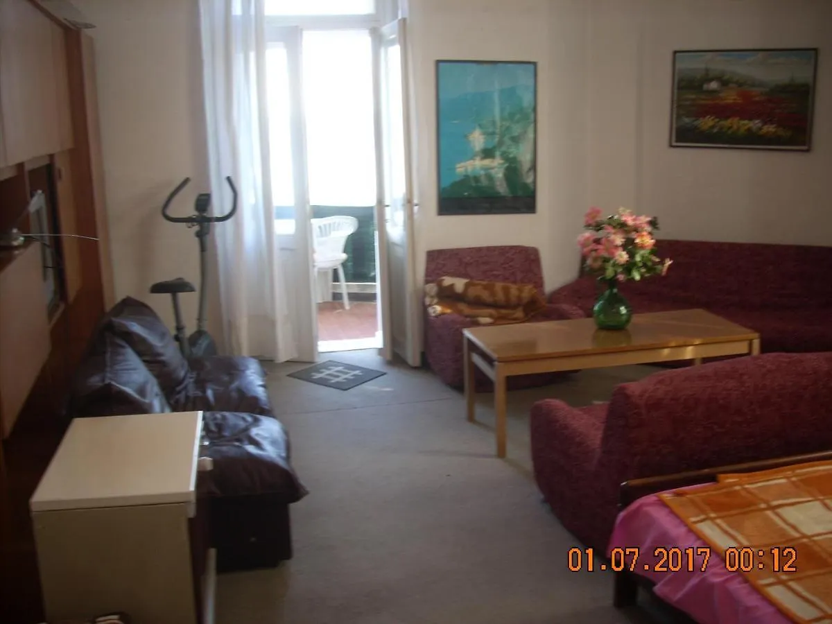 Apartment At Sea Lovran